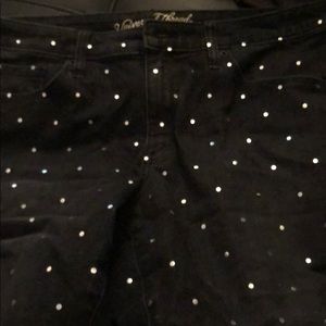 Universal thread mid rise skinny black jean